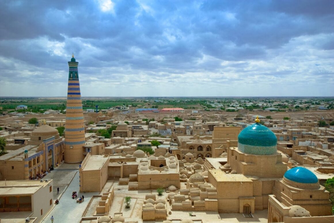 UZBEKISTAN – Descubre de Khiva a Taskent